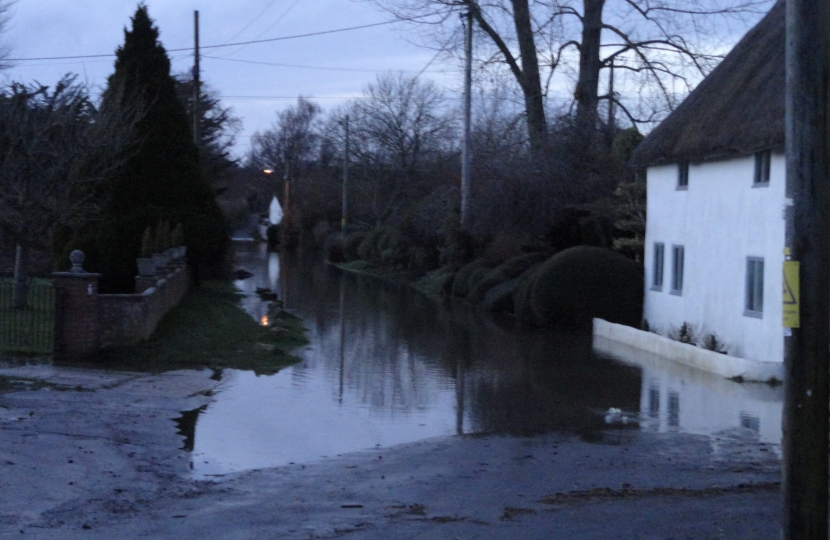 Flooding Stourpaine Christmas Eve 2013